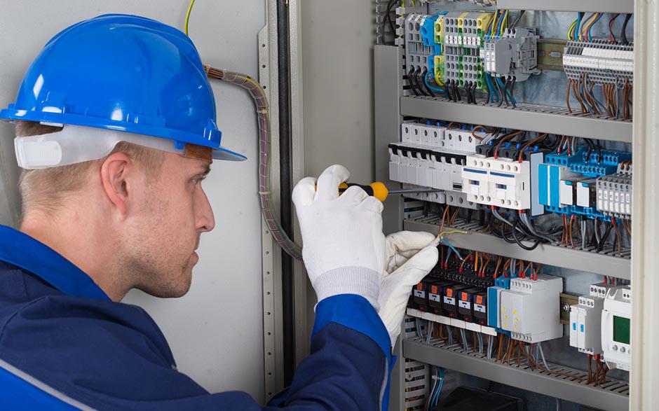 besoin d'un électricien Fosses
