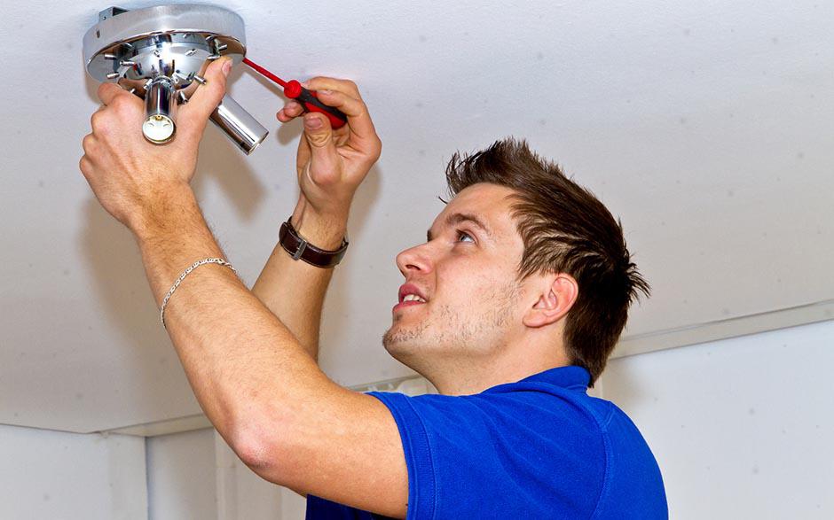 cherche électricien pas cher Gournay-sur-Marne